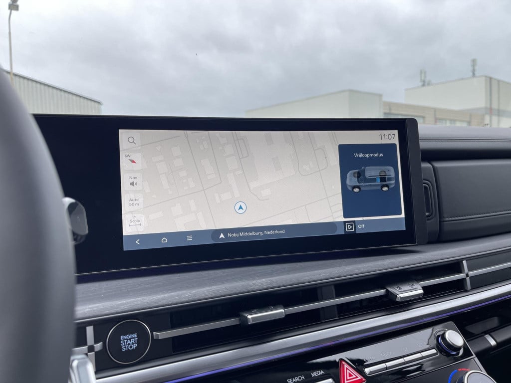Hyundai Santa Fe 1.6 t-gdi hev premium 7p. matte lakkleur