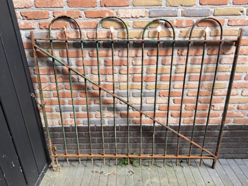 Gratis smeedijzer tuinhek opknapper