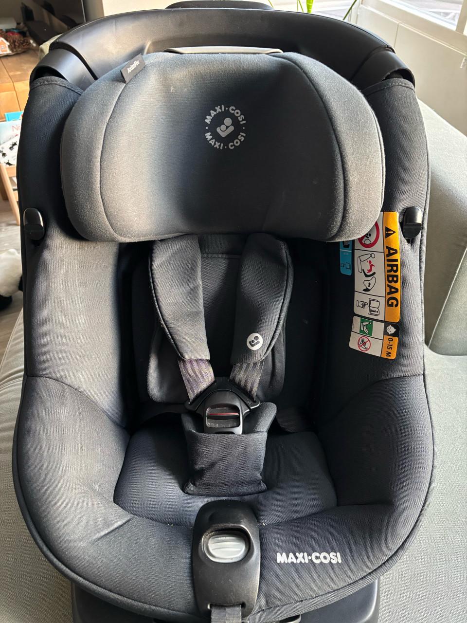 Maxi Cosi AxissFix peuter autostoel 360graden draaibaar