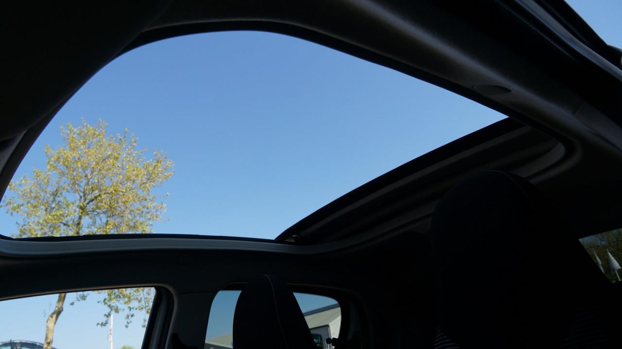 Peugeot 108 1.0 e-VTi Première Top rijklaar incl garantie