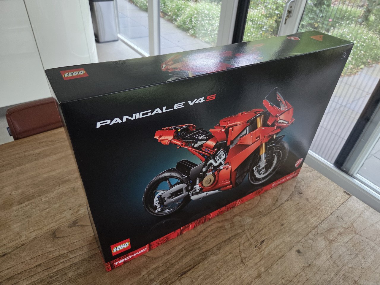 Lego Technic 42202 Ducati Panigale V4 S