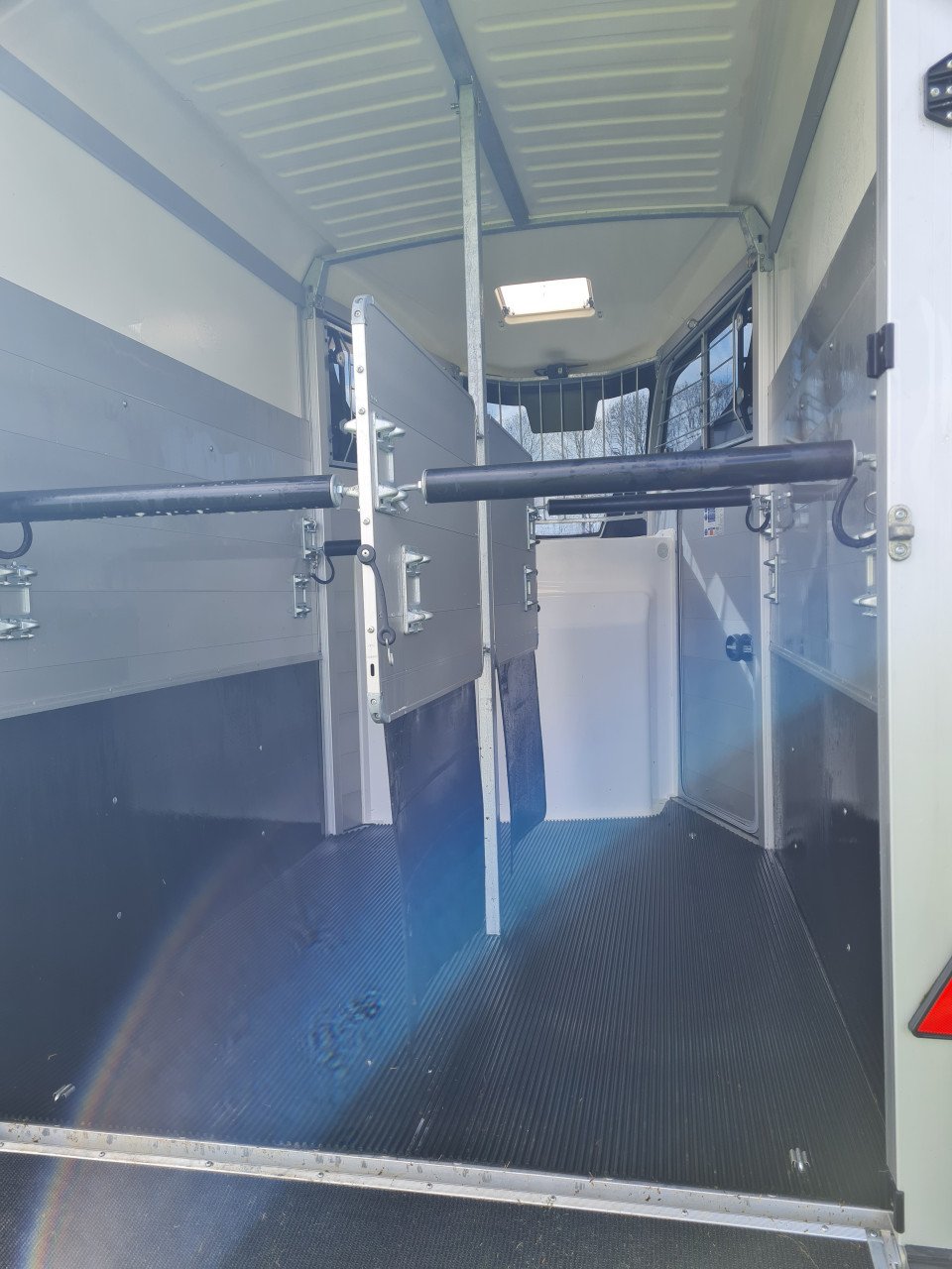 HBX 506 tweepaards trailer ifor Williams