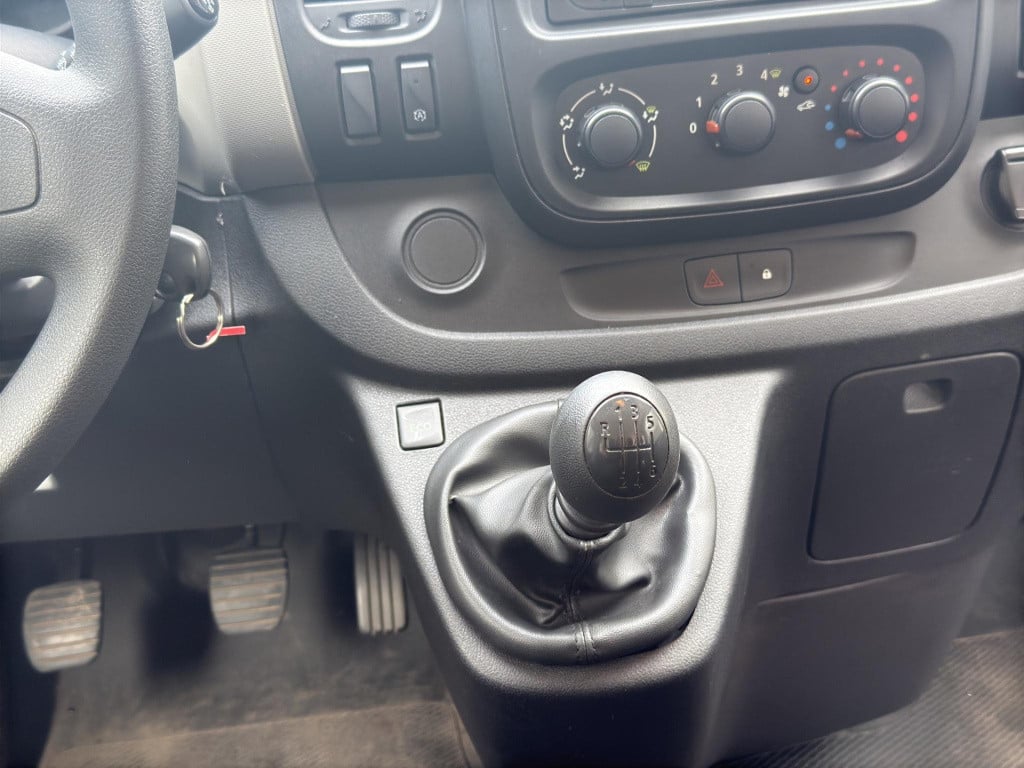 Renault Trafic passenger 1.6 dci 9 persoons ex btw ex bpm