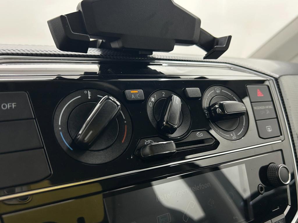 Volkswagen UP! occasion 1.0 bmt move up! | zwart | tweedehands volkswagen u