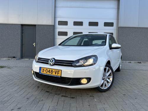 Volkswagen Golf 1.4 TSI Highline/STOELV/APK/AIRCO/PDC/