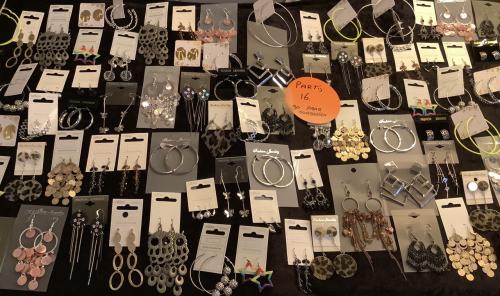 Partij prachtige oorbellen. (Partij 16)