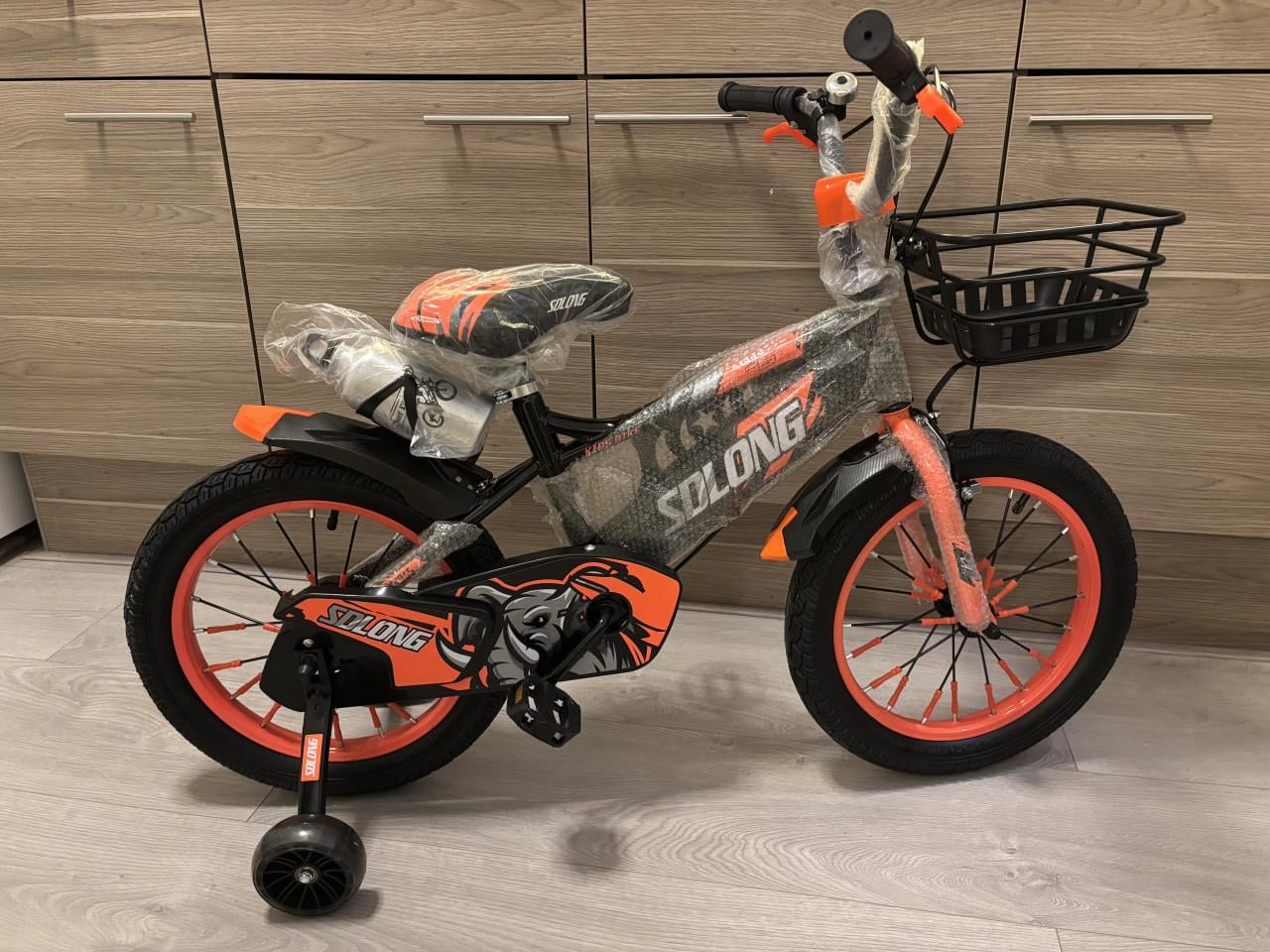 ***** nieuwe sportieve  16 inch jongensfiets Sd Long met zijwieltjes ****