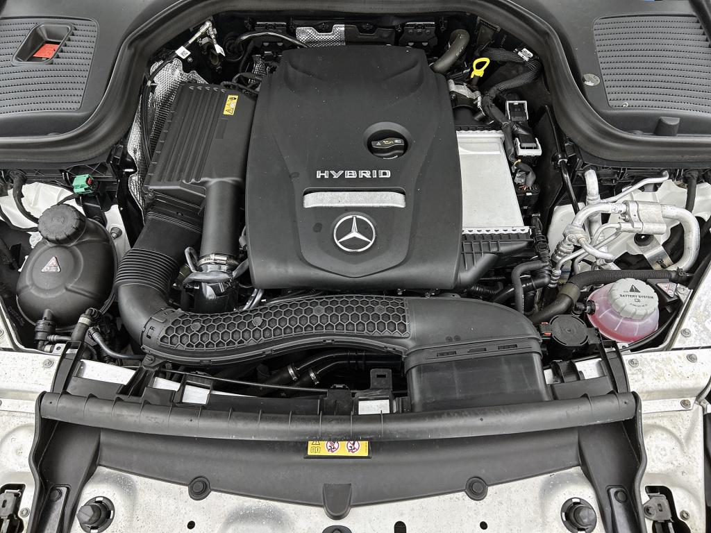 Mercedes-Benz Glc 300 e 4matic plug-in hybride | trekhaak | panoramadak | s