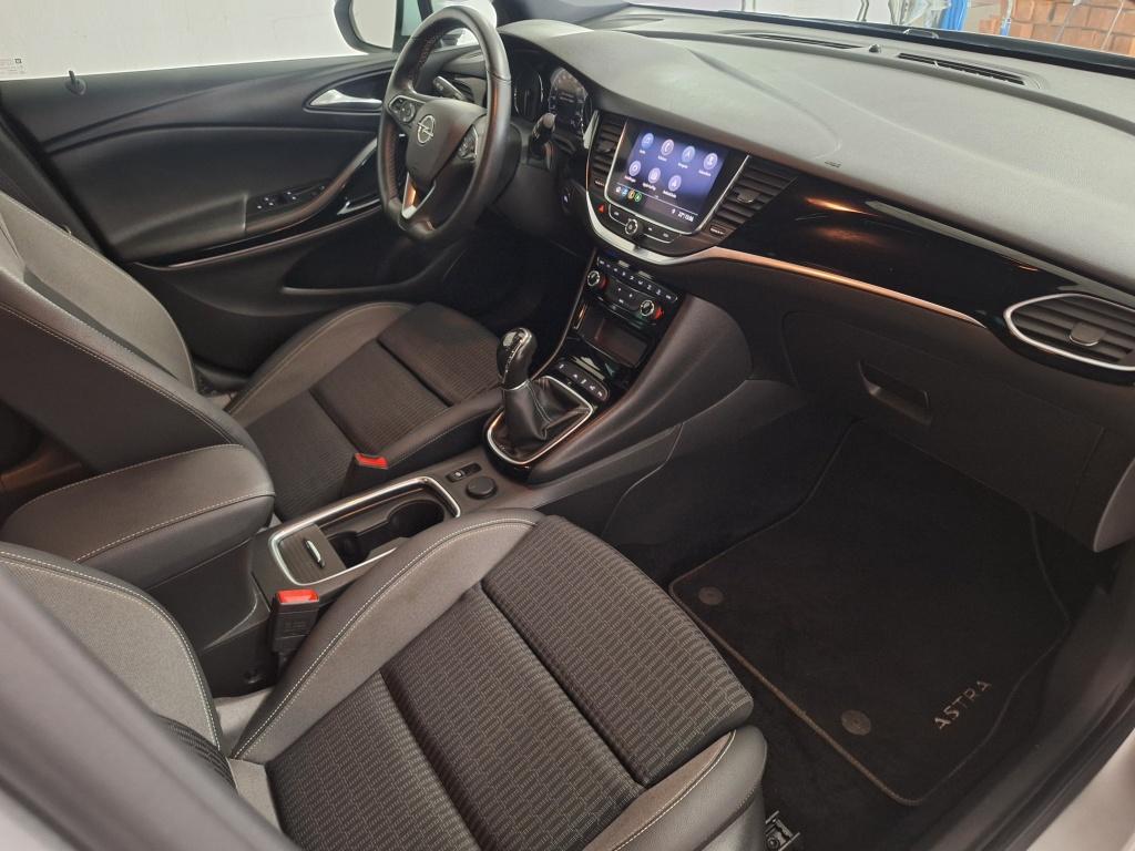 Opel Astra sports tourer 1.2 elegance