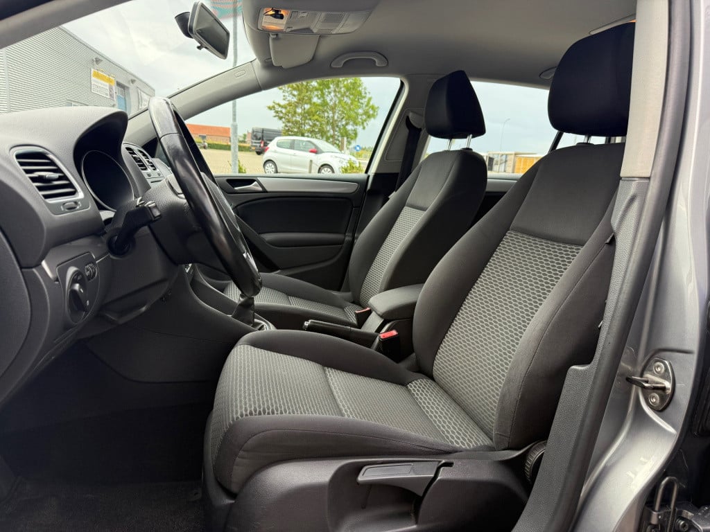 Volkswagen Golf 1.2 tsi tour