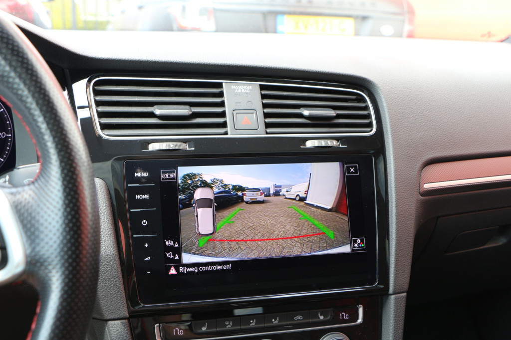 Volkswagen Golf 2.0 tsi gti tcr | akrapovic | pano | discover pro