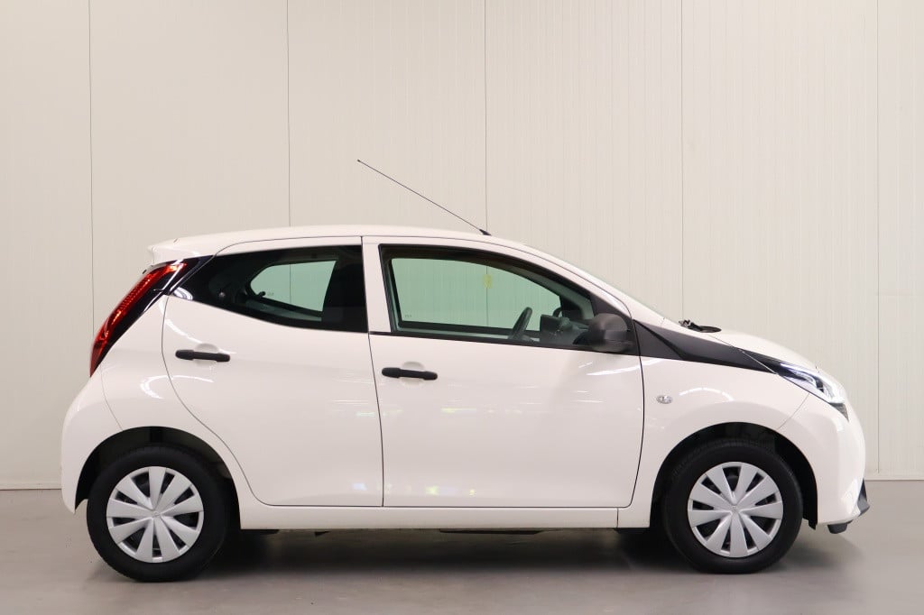 Toyota Aygo 1.0 vvt-i x-fun