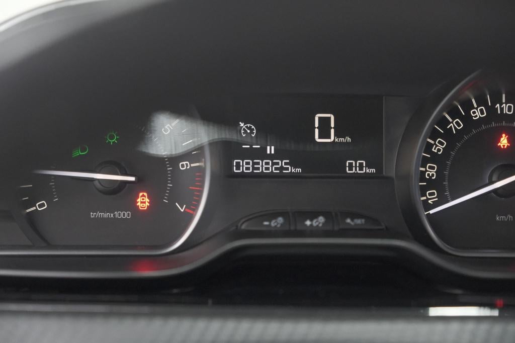 Peugeot 208 puretech 82 signature | parkeersensoren | apple carplay | navig