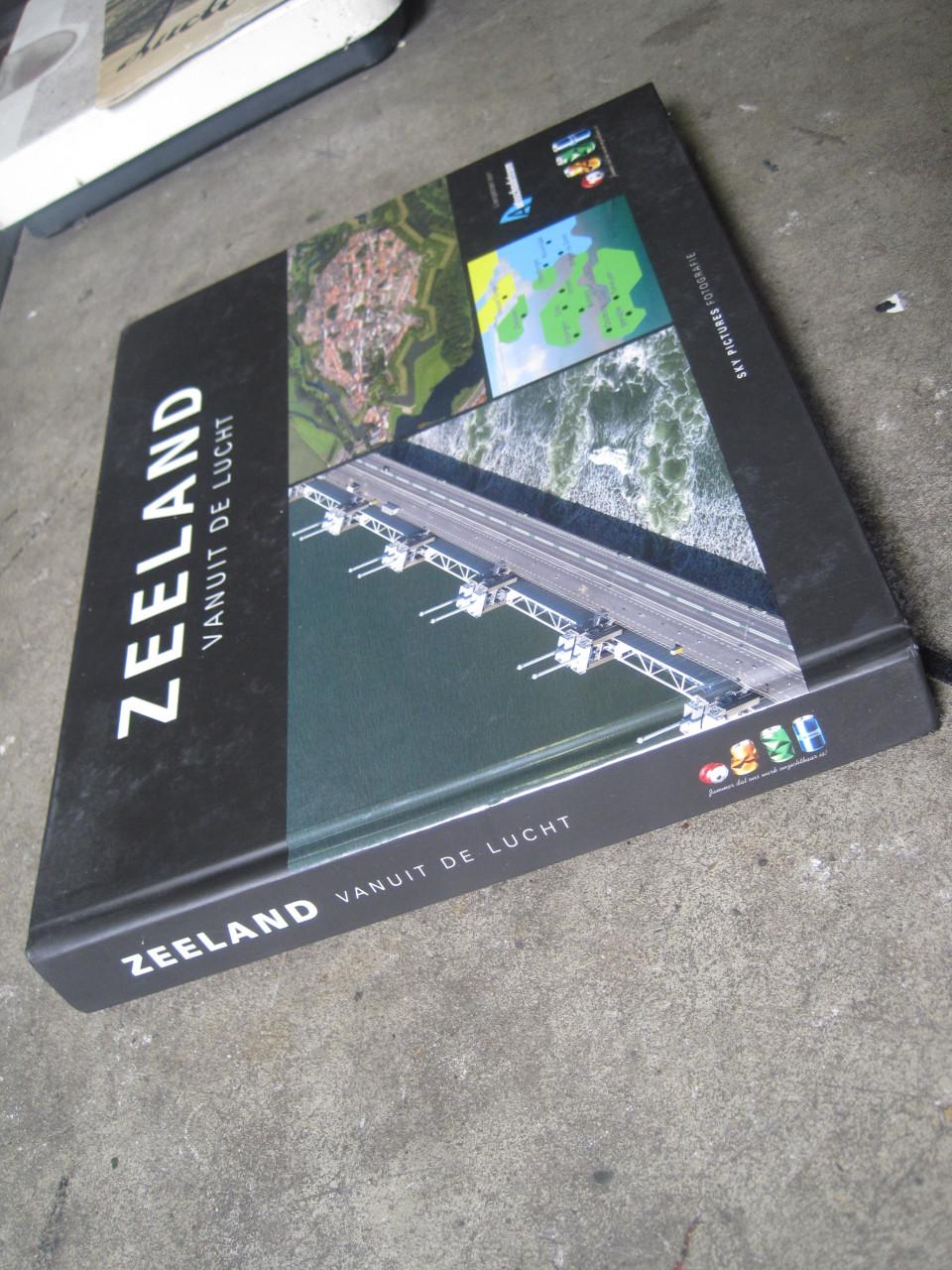 Luchtfoto boek Zeeland