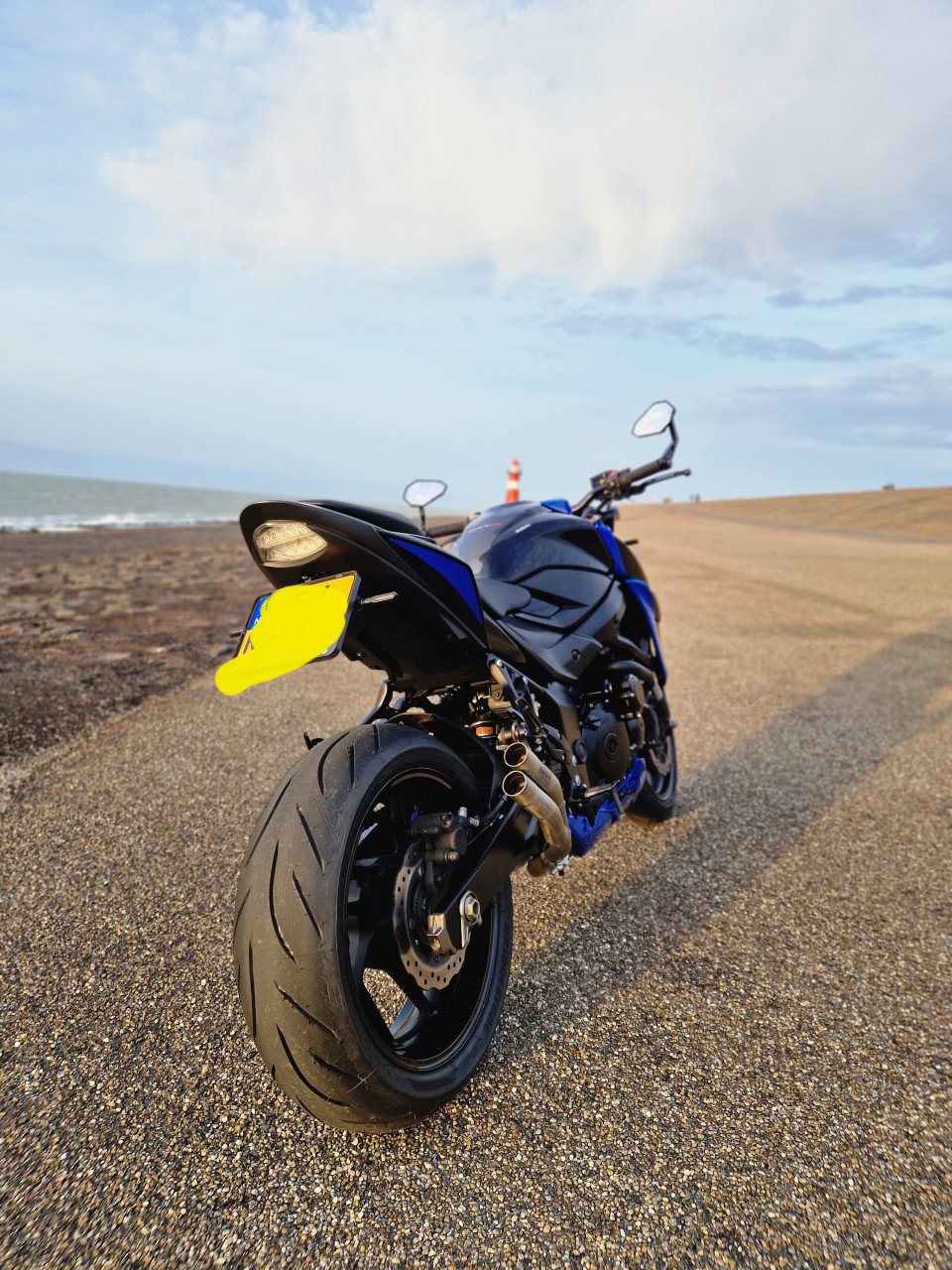 Suzuki gsx-s750