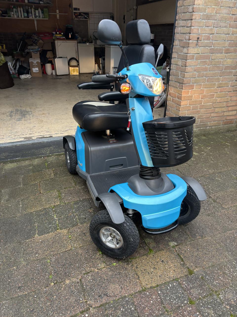 Scootmobiel Galaxy Excel 2 4 wielen Blauw