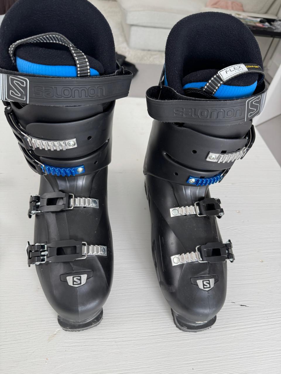 Skischoenen Heren. Salomon 45 Bijna niet gebruikt