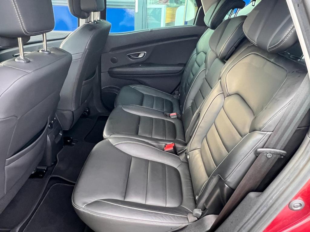 Renault Scenic 1.3 tce automaat, initiale paris, leer, trekhaak, camera 360