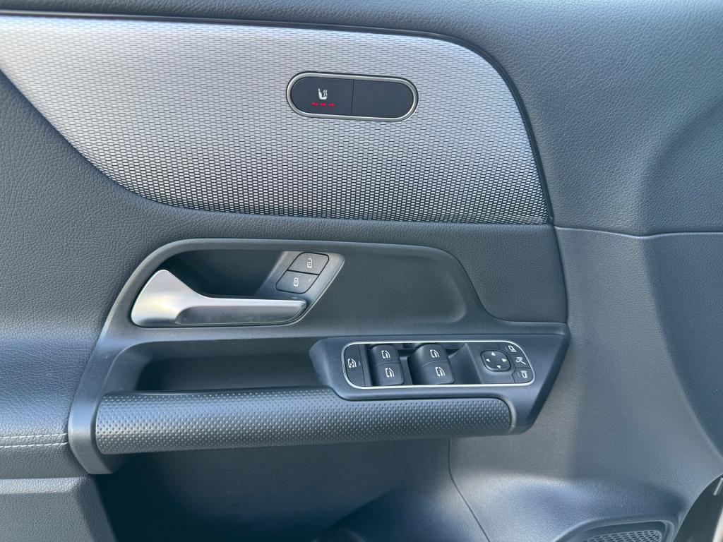 Mercedes-Benz B-Klasse 180 style automaat , achteruitrijcamera
