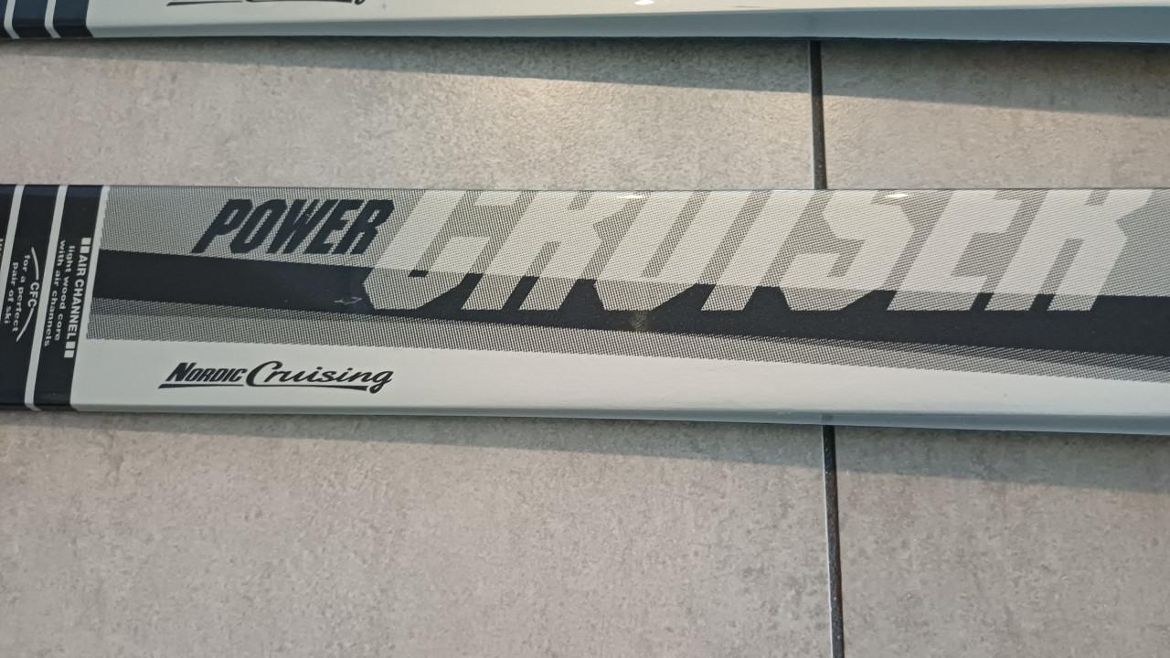 Twee sets Langlauf ski's Cruiser