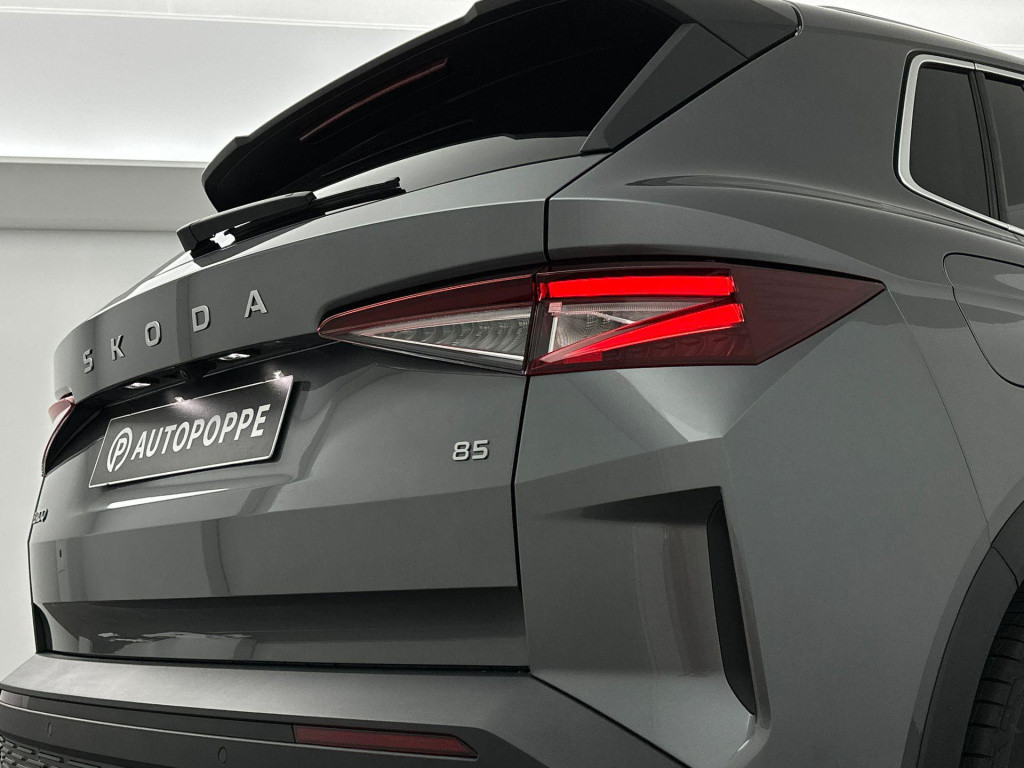 Skoda Elroq business edition tour elektromotor 210 kw / 286 pk