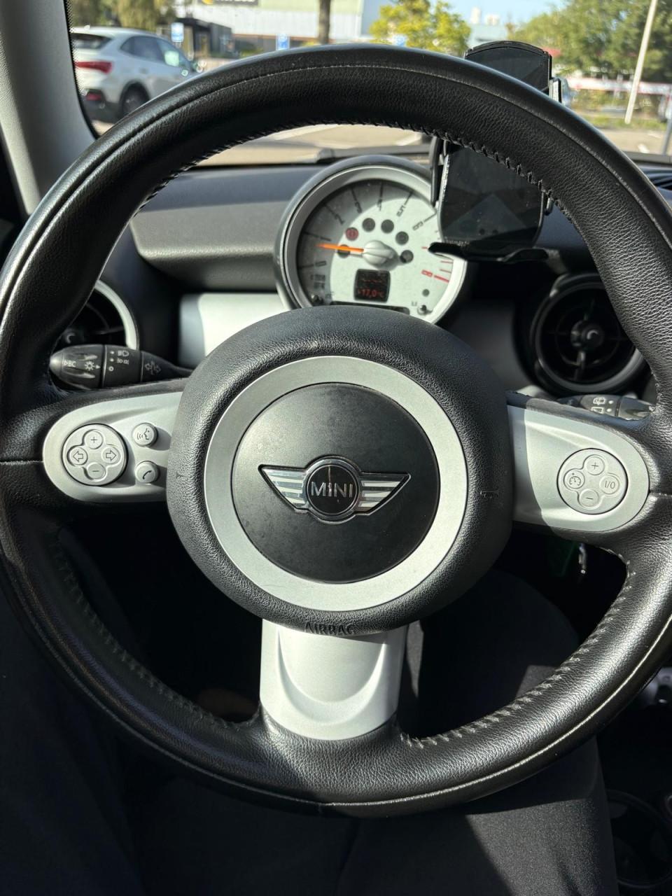 Prachtige Mini One*2010*Pano*Airco*157000km