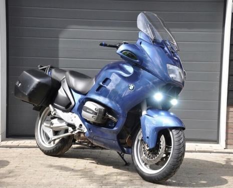 BMW R1100 RT motor met verstralers en Tomtom ingebouwd
