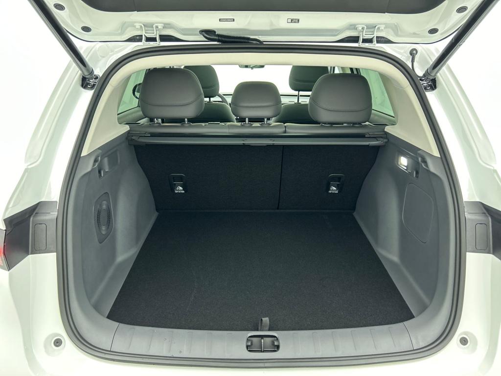 Leapmotor B10 design promax 67.1 kwh | demo auto | ** beschikbaar per 01-05