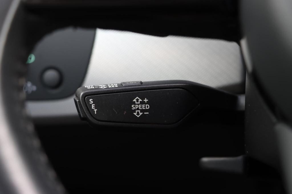 Audi A4 avant 2.0 tdi design pro line plus s-tronic 190pk