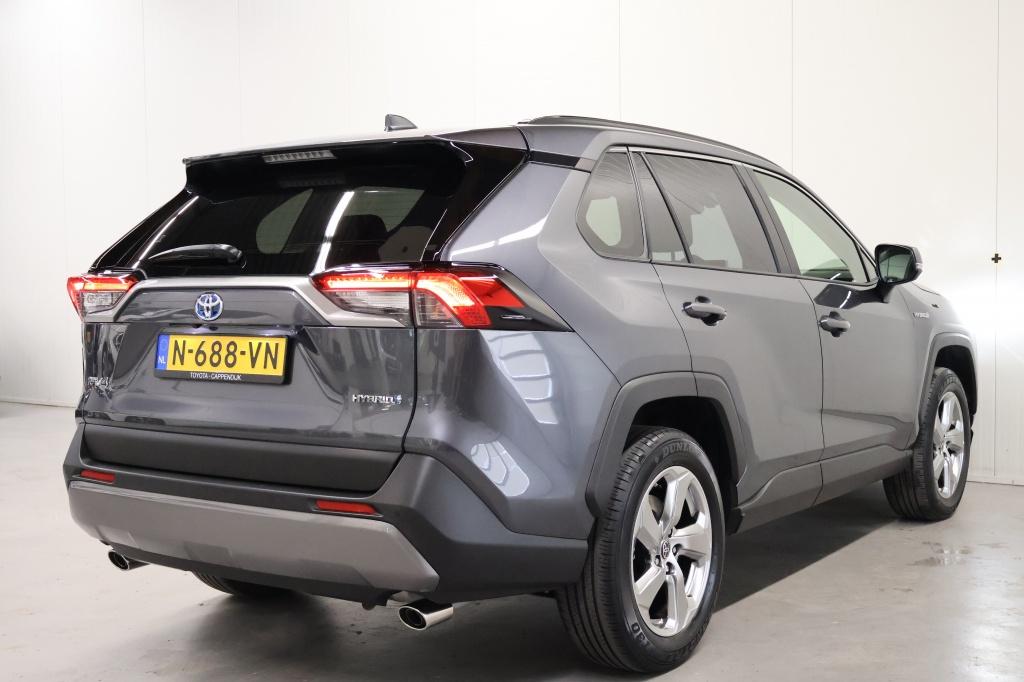 Toyota Rav4 2.5 hybrid dynamic| camera| adap.cruise| keyless