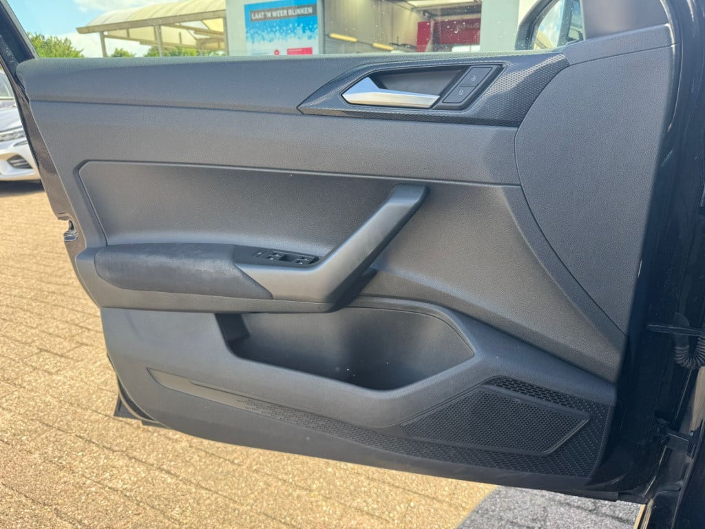Volkswagen Polo 1.0 tsi life edition