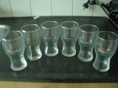 6 Bierglazen van Heineken.
