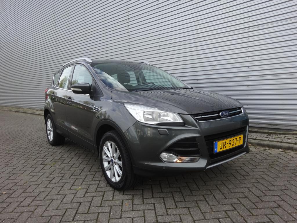 Ford Kuga 1.5 titanium climate / navi / cruise / camera / parkeers. / stoel