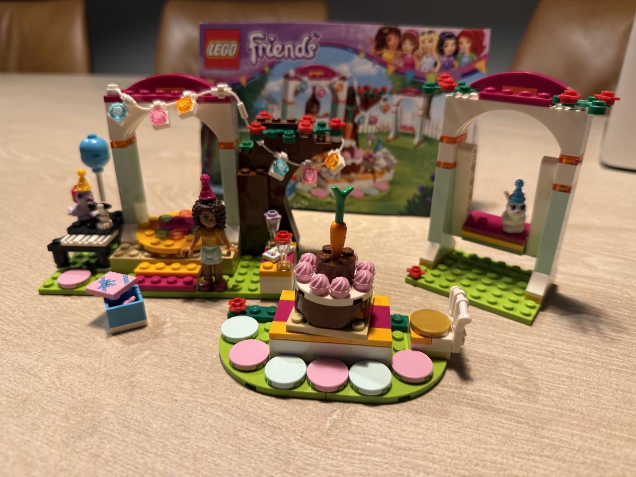 Lego set friends