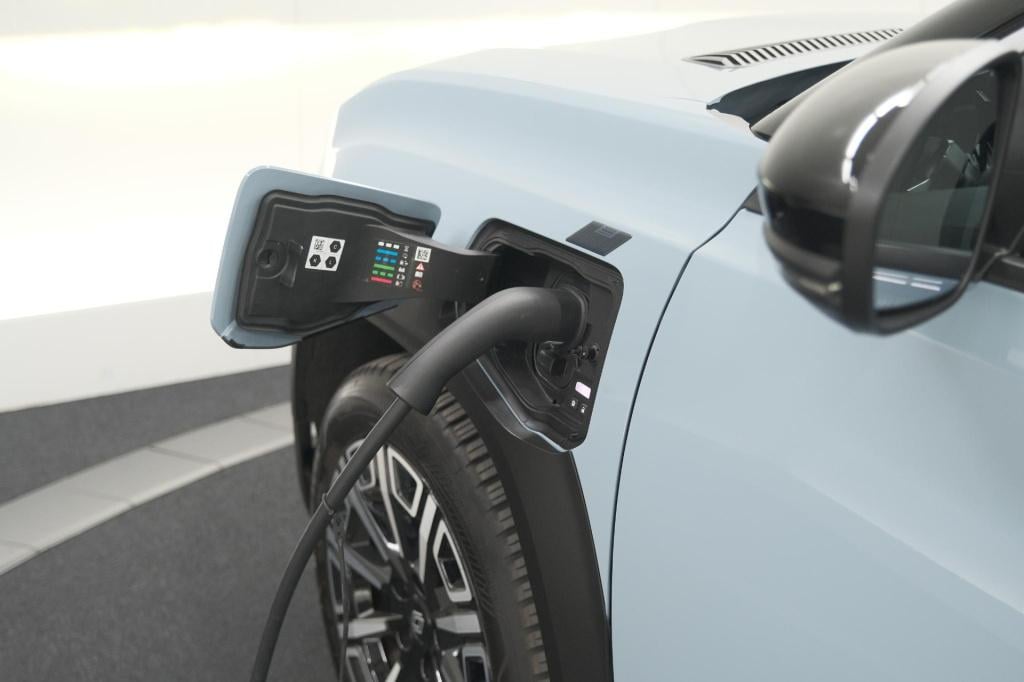 Renault 4 comfort range iconic 52 kwh | pack advanced driving assist | came