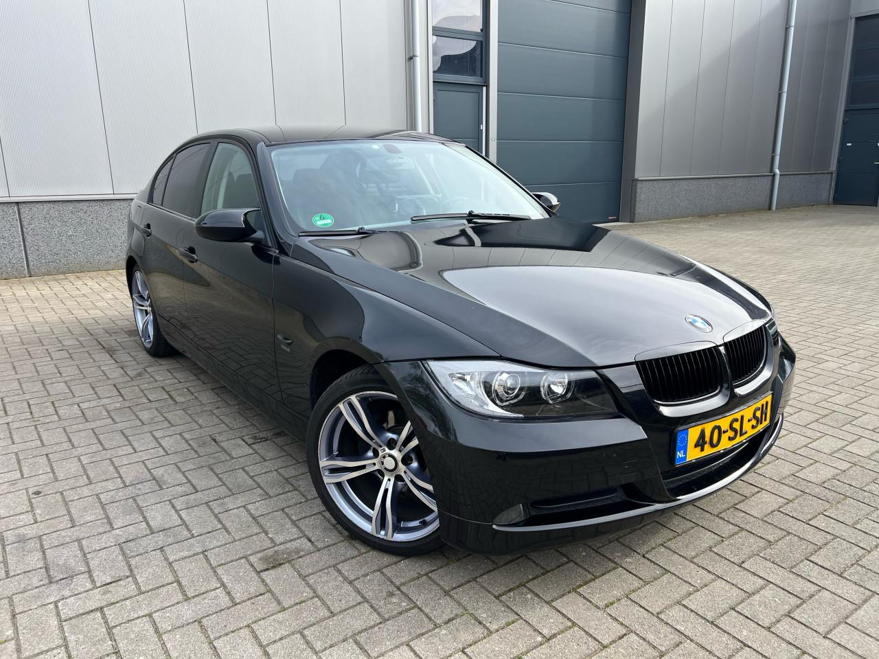 BMW 3-Serie 318i Uitlaat klep systeem/ Airco