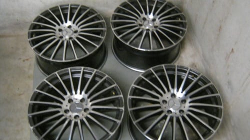 TE KOOPMERCEDES OPKNAPVELGEN 19 INCH MET BOUTEN VOOR 100 EURO