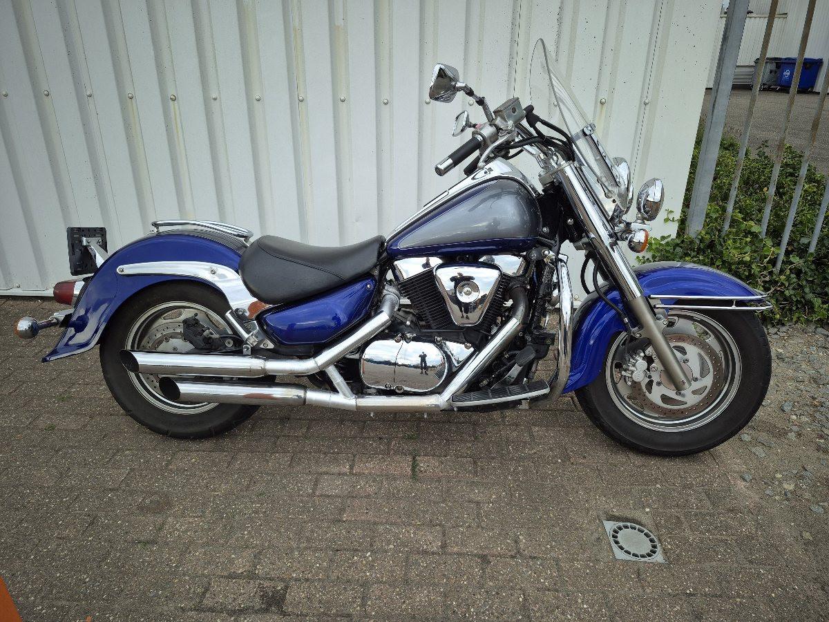 Suzuki Intruder VL1500 uit 2002,  dikke Cruiser