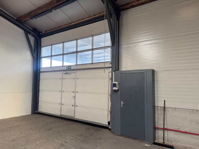 Bedrijfshal Kapellebrug te huur 220m2 of meer