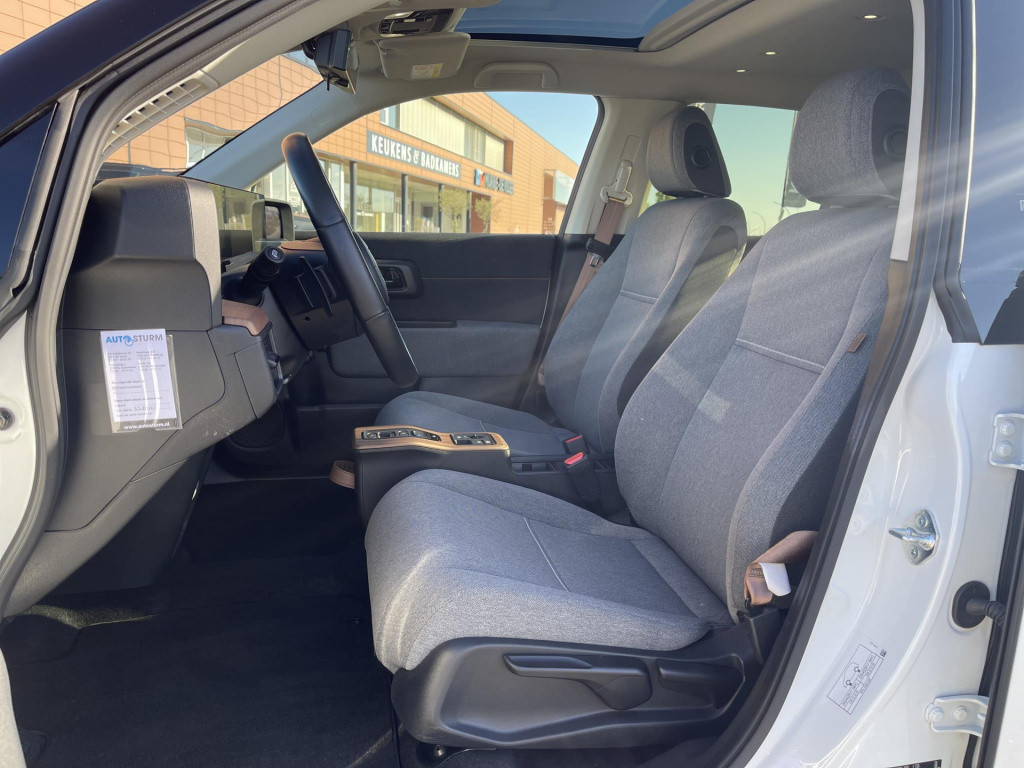 Honda E advance 16" | panoramadak | navigatie | 360° camera | stuur- + stoe
