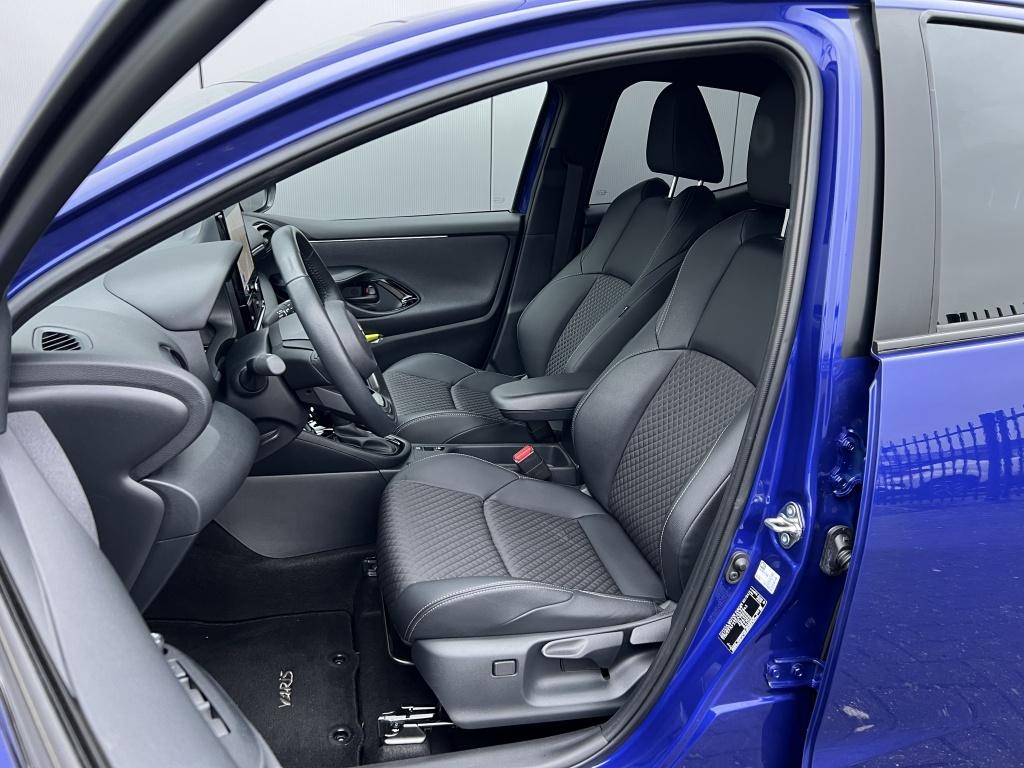 Toyota Yaris 1.5 hyb. 130 executive | trekhaak | jbl audio | half leder