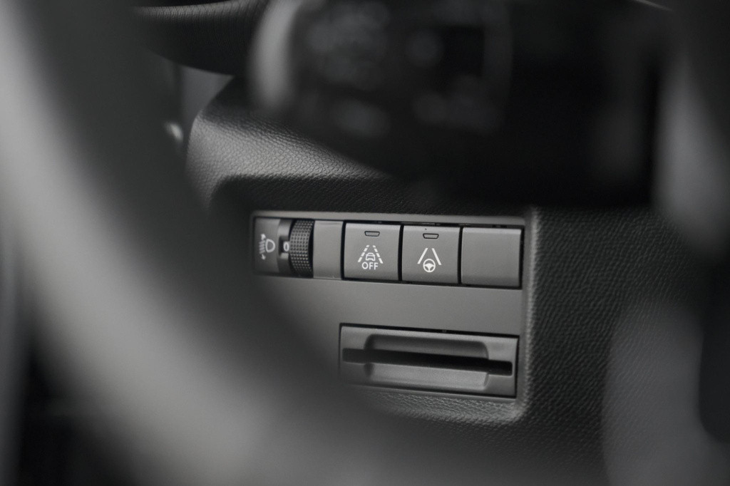 Citroen C5 Aircross hybrid 136 e-dcs6 ë-series | camera | dodehoekdetectie 