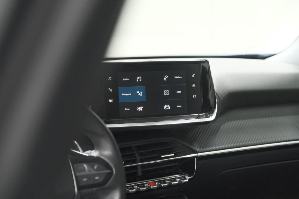 Peugeot 2008 puretech 130 eat8 allure | camera | navigatie | apple carplay 