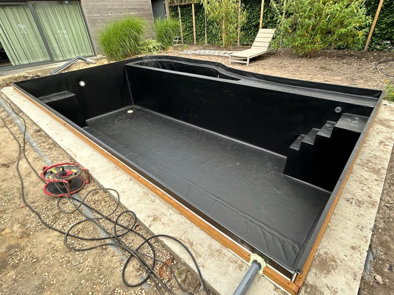 Zwembad bouw, renovatie en onderhoud