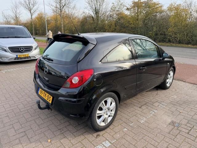 Opel Corsa 1.4-16v business