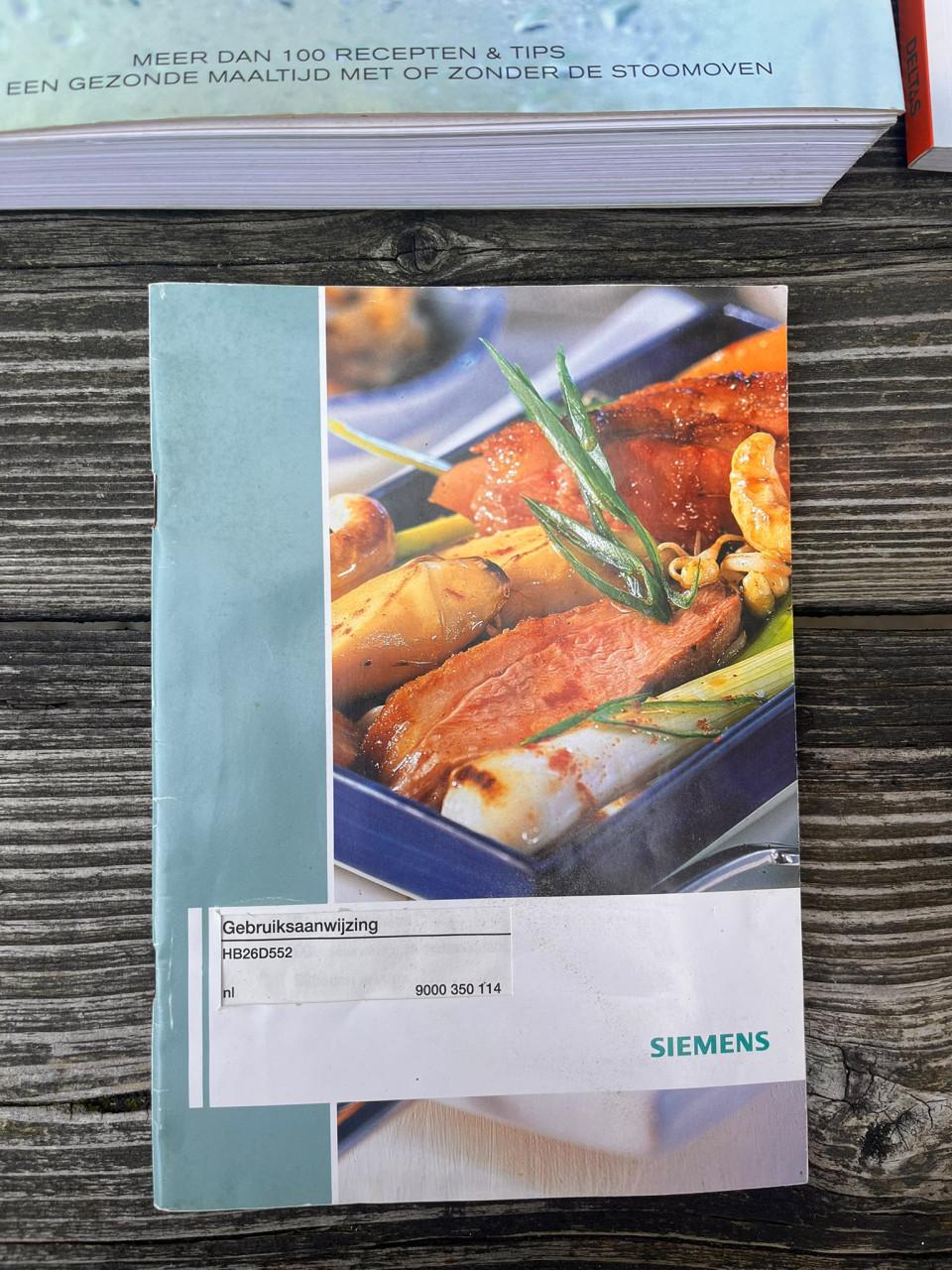 Siemens stoomoven HB26D552