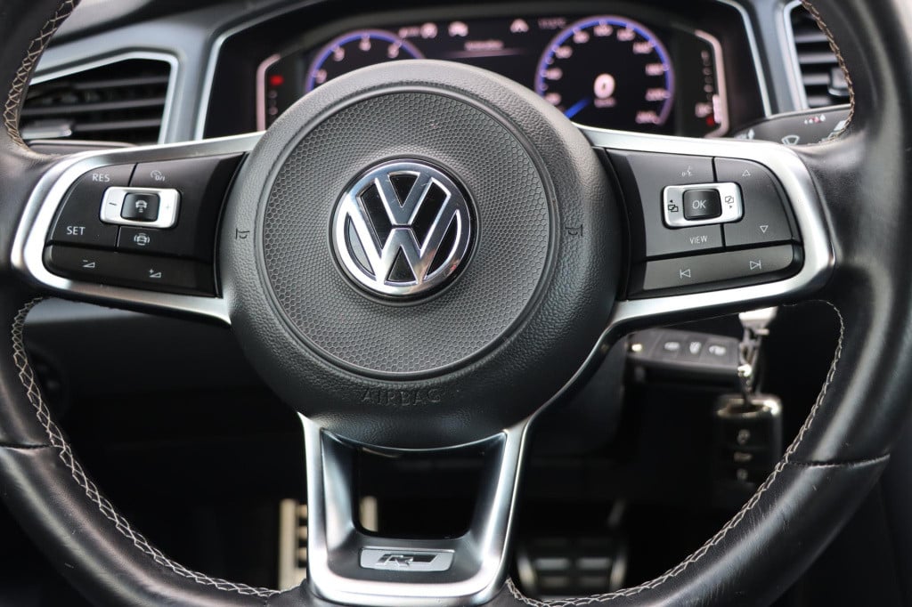 Volkswagen T-roc cabrio 1.5 tsi r-line 150pk dsg7