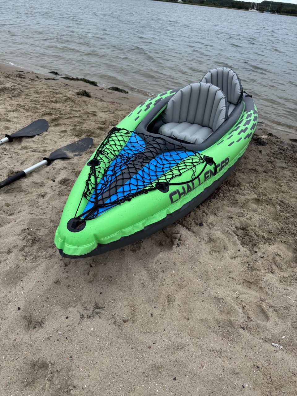 Intex kayak challanger