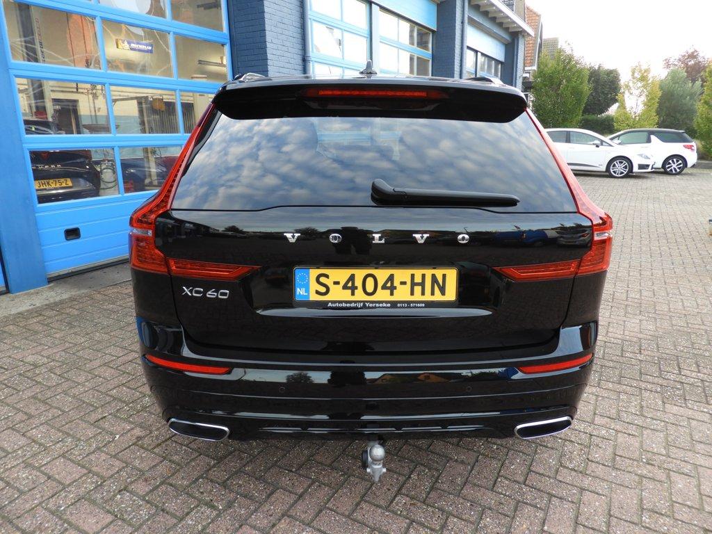 Volvo XC60 2.0 b4 inscription r-design