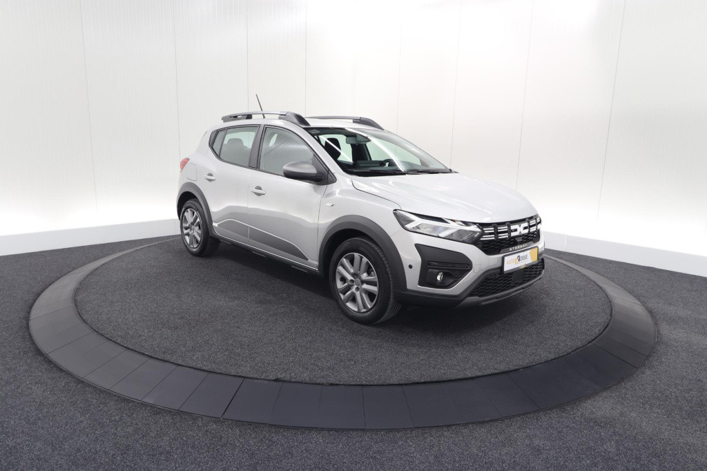 Dacia Sandero Stepway tce 90 expression | camera | dodehoekdetectie | navig